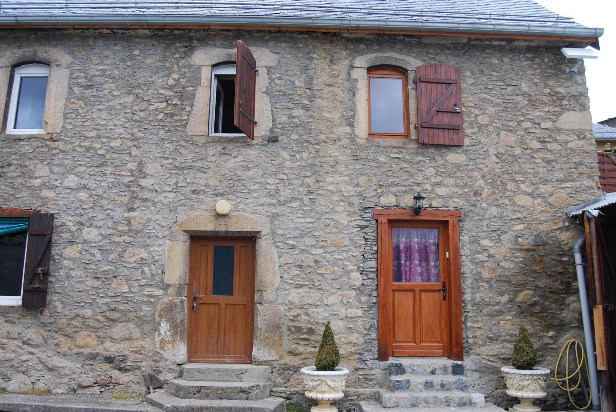 Gite De Montagne Poubeau المظهر الخارجي الصورة